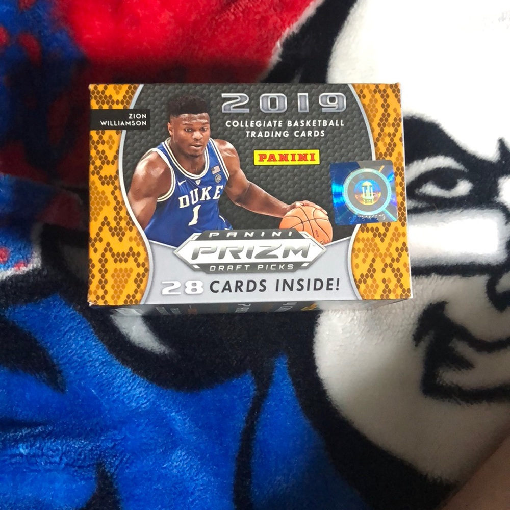 2019 collegiate basketball trading cards BOX ONLY